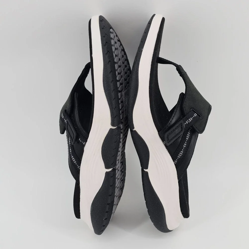 NIB Women's Clarks Wave2.0 Sea. Sandals Black Combi Size 6M